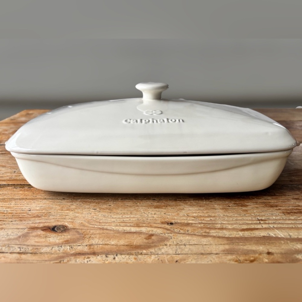 Calphalon 9 x 13” Covered Baking Oven Dish In Vanilla Cream